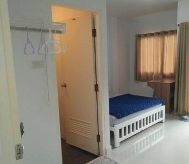 Bang Kra So House | Little Home