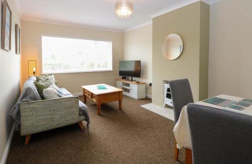 Dersingham House | Little Lodge