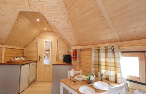 Balmacara Cottage | LITTLE LUXE LODGES 2, romantic, with a garden in Kyle Of Lochalsh