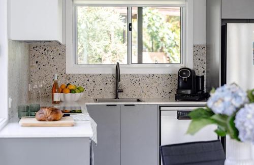 Burrill Lake House | Little Miss Sunshine