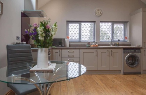 Hereford Apartment | Little Oak