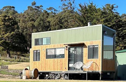 Alonnah House | Little Pardalote Tiny Home Bruny Island