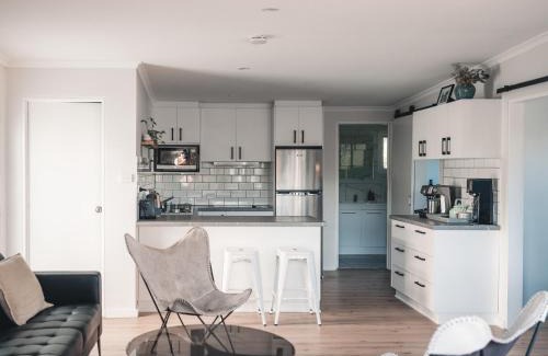 Dover House | Little Roaring Beach Shack
