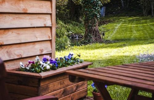 Devizes House | Little Willows