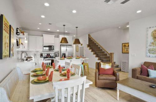 Washington Fields House | Live in Fantasy at Disney in the Desert