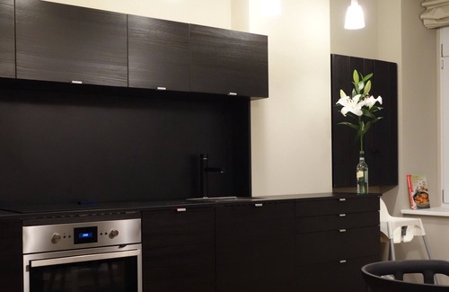 Volkmarsdorf Apartment | Live more beautifully in the monument . with comfort and WiFi . central, comfortable, spacious