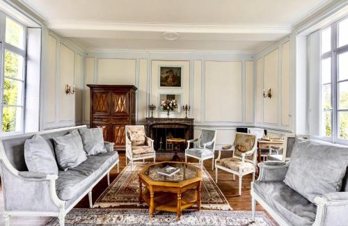 Bazouges-sur-le-Loir Villa | Live the Château Dream in the Loire Countryside