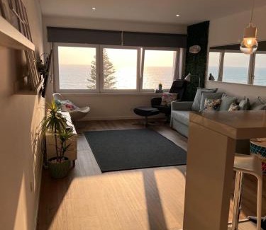 Praia de Santa Cruz Apartment | Livelove Sea