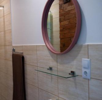 Ikla Apartment | Livi Avat