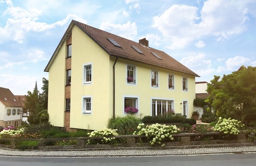Thurnau Apartment | Living in a fantastic location in the historic center of Thurnau