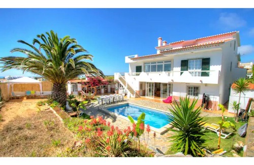 Bocanegra Sector 4 House | Living Lodge Portugal - Private Shower w/Pool View