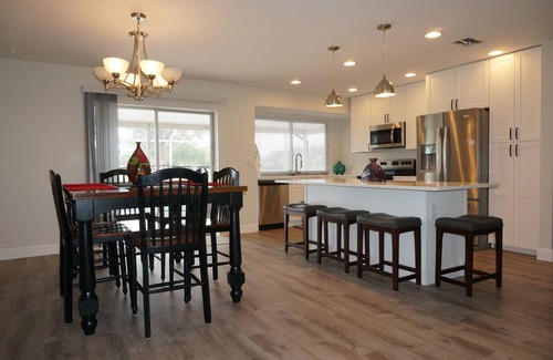 San Carlos Park House | Living on the Green- Pool home with sunset views