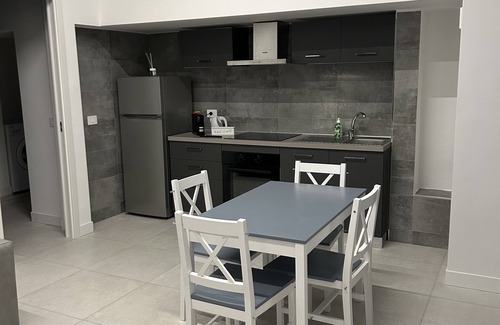 Ostiense Apartment | LLEMON SUITES APARTMENTSnAppartamento Meyer Ostiense Basilica San Paolo