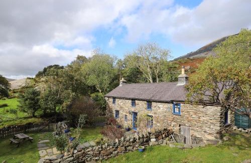 Nant Peris House | Llwyn Bedw