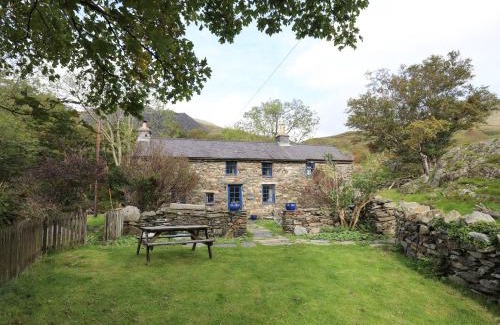 Nant Peris House | Llwyn Bedw