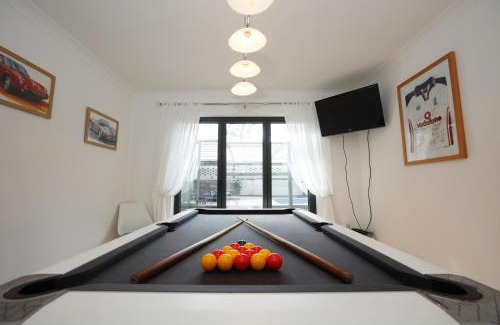 Lisvane Apartment | Llwyn Pia by N And N Stays Ltd, with Private Pool, Sauna and hot tub, perfect for relocation, workers or Your Ideal Getaway
