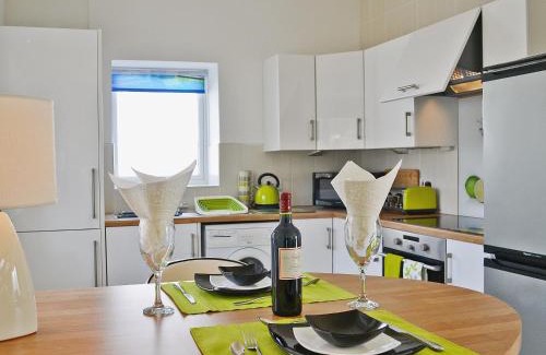 St Dogmaels House | Llwynbedw - 28464