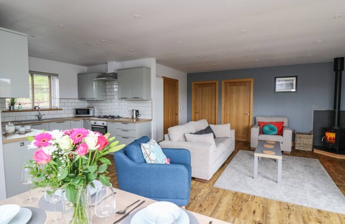 Bethania Cottage | Llyn Cae Ty Nant Fishery Holiday Let