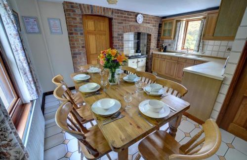 Fishguard House | Llysyfelin
