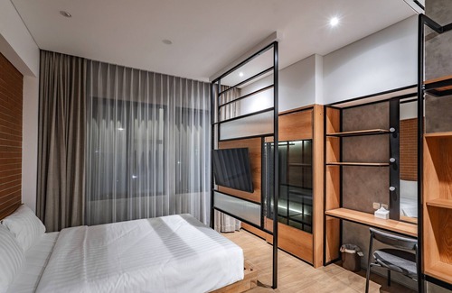 Grogol Hotel | LOA Living Solo Baru