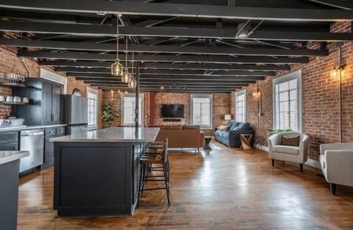 Muenster Apartment | Local Charm Meets Modern Luxury in the North Texas Hill Country - 1.5hrs to DFW!