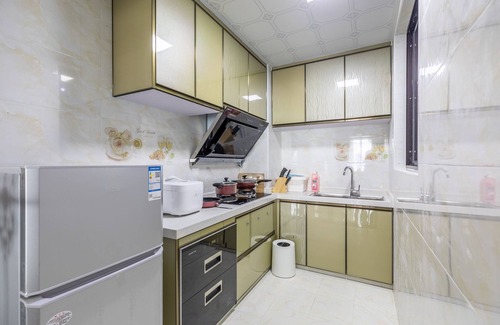Xiangzhou District Apartment | Locals Boutique Apartment WanzaiCEC No.6