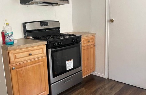 Northeast Columbus House | Located in cul-de-sak,3-bedroom house .15 min away from the airport OSU campus