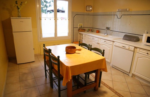 Prades Apartment | Location du Canigou, Gîte 6 people. Hiking, Heritage, Festivals, Cures.