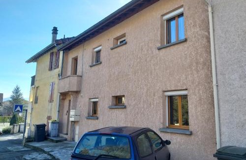 Bellegarde-sur-Valserine Apartment | Location A.M.I