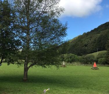 Besse-et-Saint-Anastaise Apartment | Location de la cascade 8 personnes
