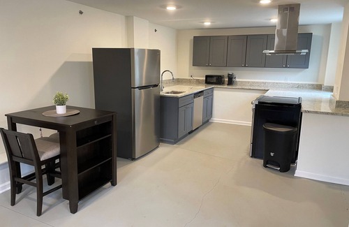 Lynchburg Apartment | Location! Location! Location!
