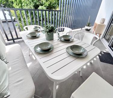 Manly Apartment | Location, location, location - very large apartment