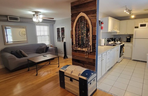 Faubourg Marigny Condo | Location LocationLocation!