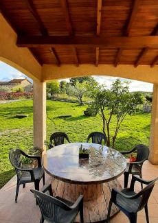 Saint-Theodorit Villa | Location villa saisonniere a la campagne