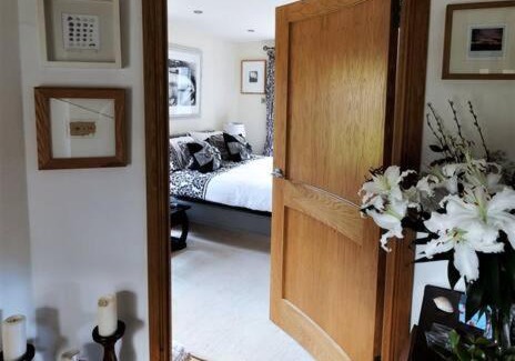 Arden Apartment | Loch Lomond Unique Selfcontained bed+bathroom