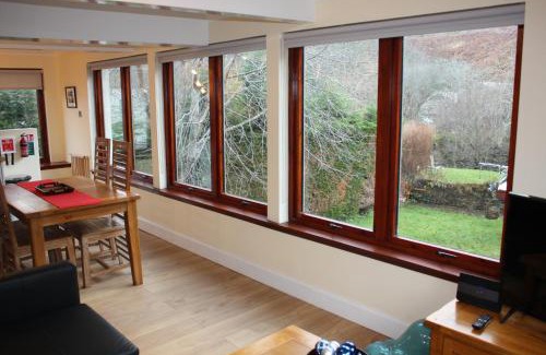 Lewiston Apartment | Loch Ness Balcony Apartment