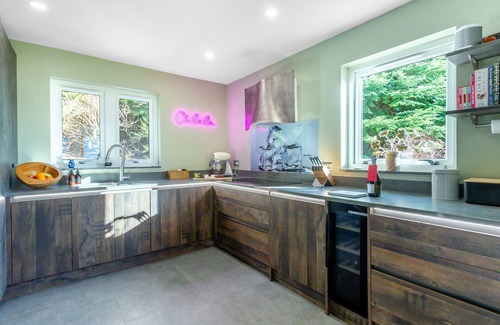 Spean Bridge House | Loch View - Loch Lochy