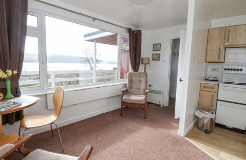 Lochgilphead Cottage | LOCHEAD CHALET, pet friendly, with a garden in Lochgilphead