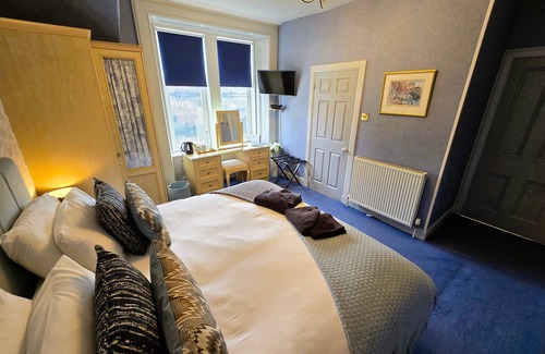 Lochgoilhead Bed & Breakfast | Lochwood House B&B and Self Catering