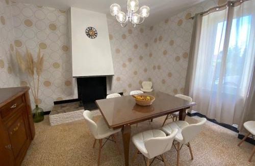 Ferrals-les-Corbieres House | Loctroi, Village house with patio