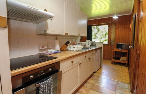Isle of Arran Cottage | LODGE 1 "ASH", pet friendly, with a garden in Lamlash, Isle Of Arran