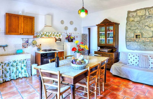 Pomarance Cabin | Lodge ∙ 1 bedroom ∙ 4 guests