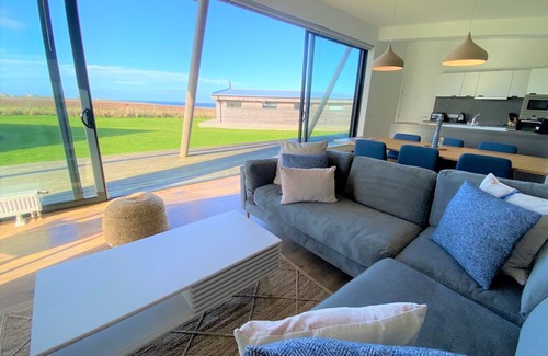 John O'Groats Cottage | Lodge 19 - 3 Bed - a john o'groat that sleeps 6 guests in 3 bedrooms