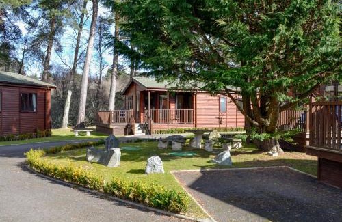 Dinnet House | Lodge B- Uk33087