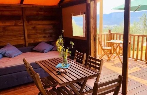 Rosans House | Lodge Comfort "Paillotte" 35m2 - 2 Schlafzimmer + Sanitär - überdachte Terrasse 5 Personen