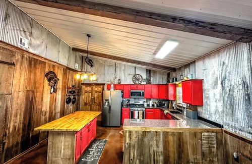 Greenwich Cabin | Lodge Country Retreat bird watching Outside patio fire pit sunsets