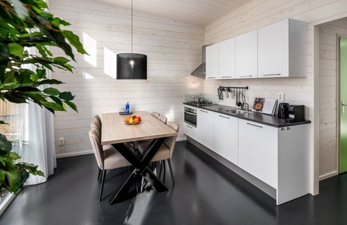 Schaijk House | Lodge in Schaijk with Garden Terrace