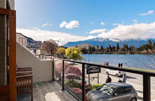 Queenstown Apartment | Lodges 1 - Lake Front