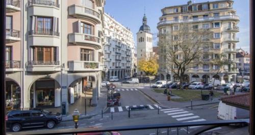 Annecy Old Town Apartment | Lodges du Canal St-Dominique