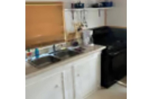 Tulelake RV Rental | Lodging 6, Queen, full kitchen with necessities and hot water